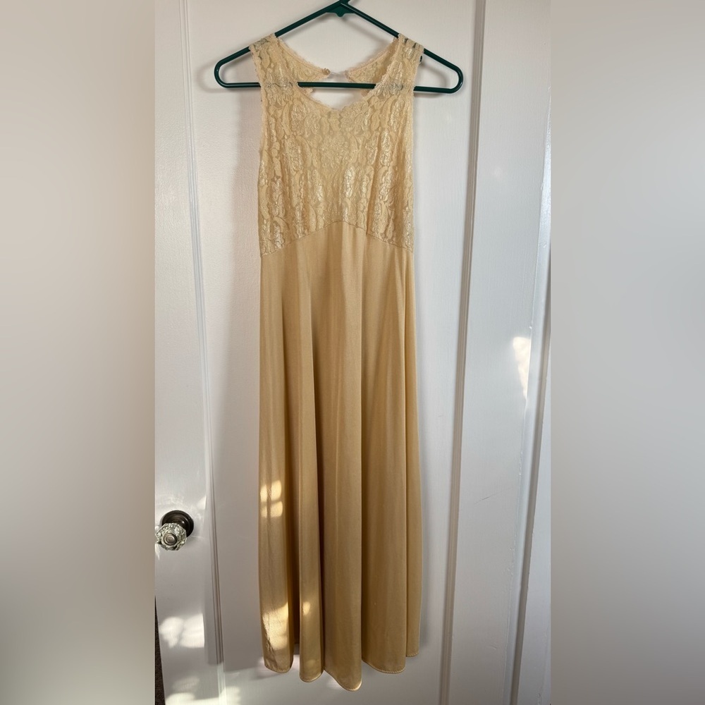 Romantic Moods Elegant Lace Maxi Intimate Dress